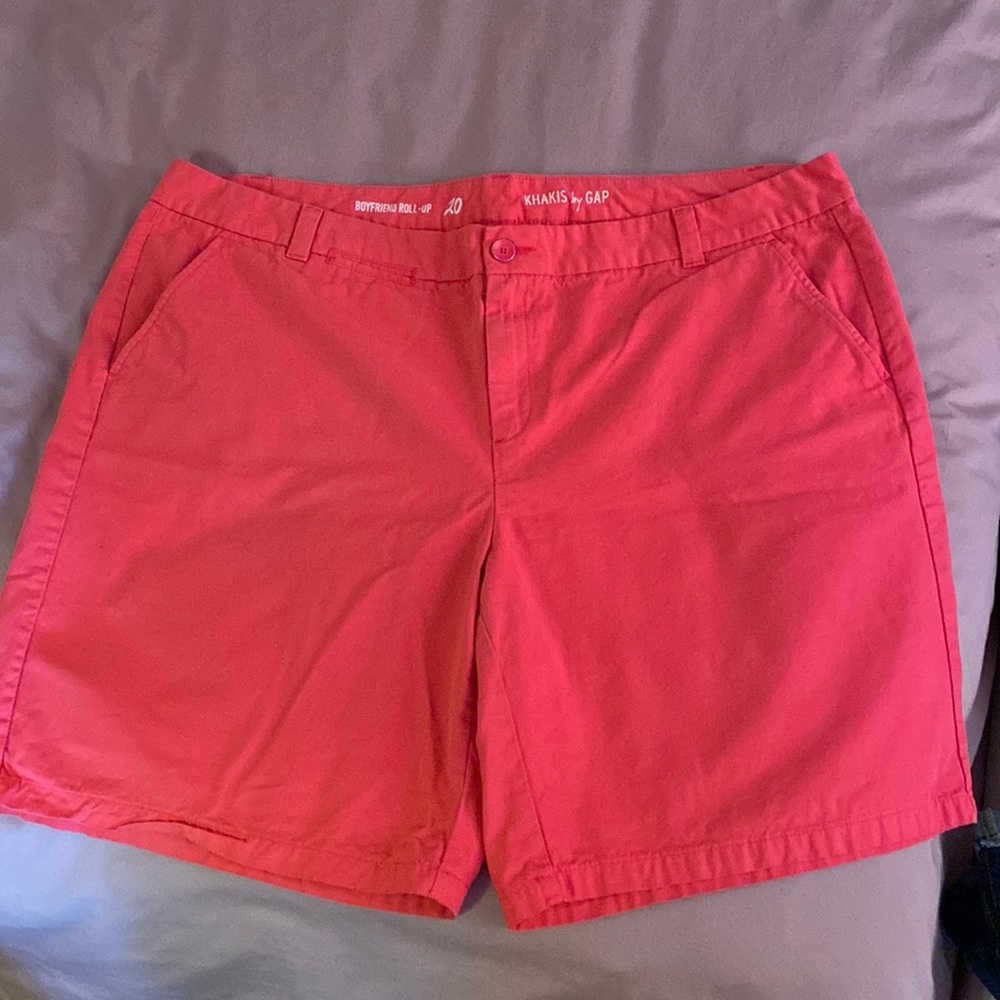 Gap khakis boyfriend roll up size 20
